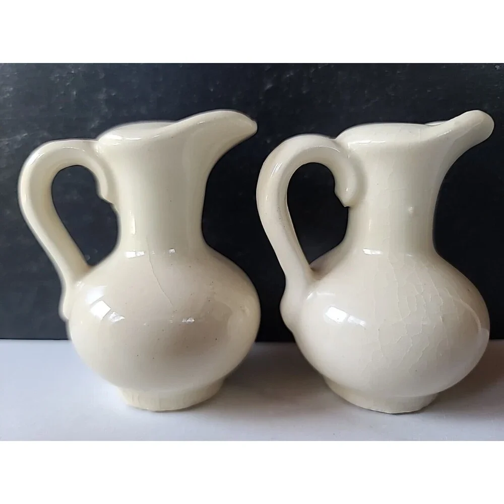 Vintage Pitcher Shaped Salt And Pepper Shakers, READ